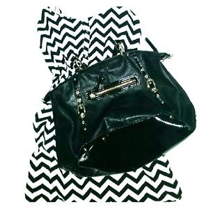 STORE CLOSING!! Steve Madden Black Tote