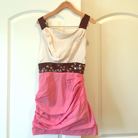 Bebe dress