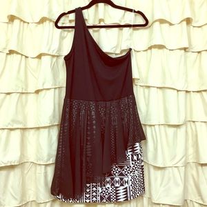 One shoulder black/Aztec printed mini dress