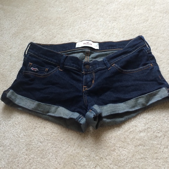 ❌SOLD❌Hollister Dark Wash Jean Shorts
