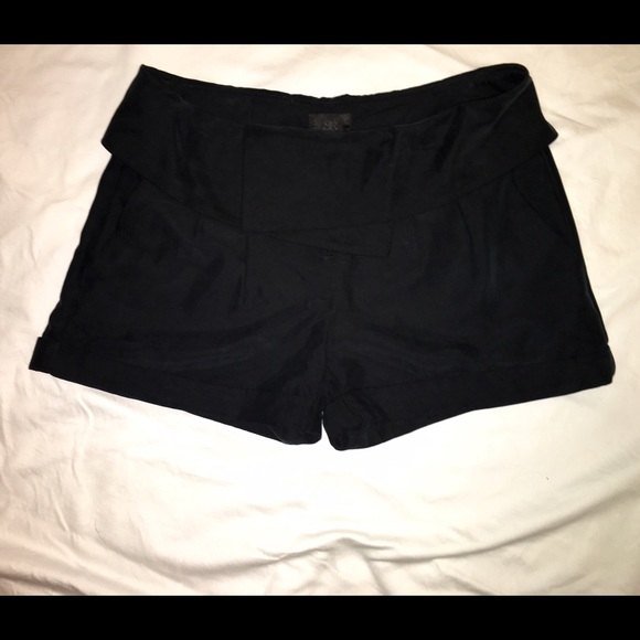 Banana Republic Heritage black shorts