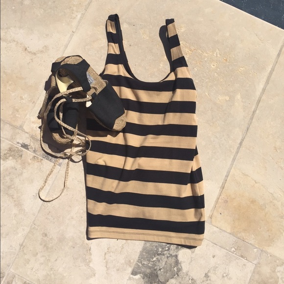 Banana Republic black and tan tank.