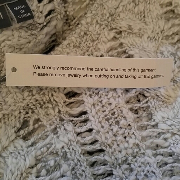 Vince. Sweater - Picture 3 of 4