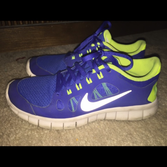 Nike free runs