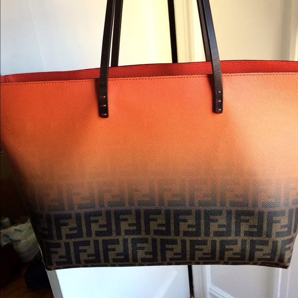 FENDI TOTE