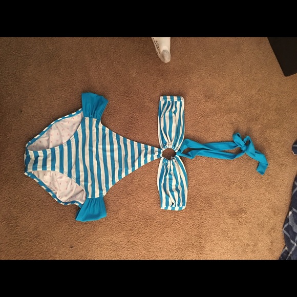 VS bikini