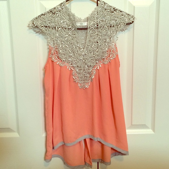 Esley Blouse