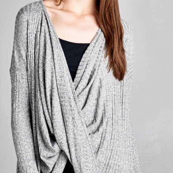 "Silver" Twist Front High Low Top - Picture 4 of 4