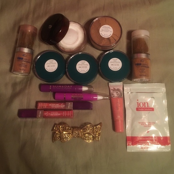 🎀Misc Beauty Products🎀 - Picture 1 of 4