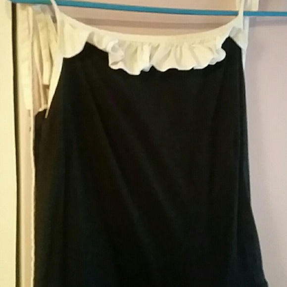 Black and white gothic lolita style dress - Picture 2 of 3