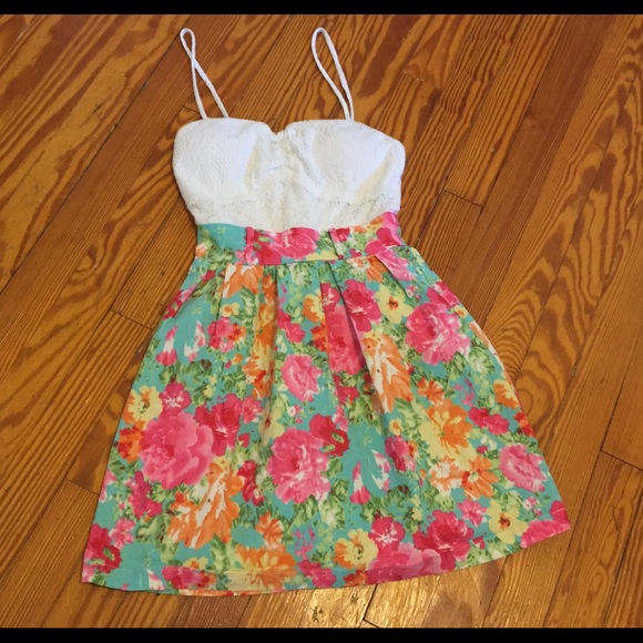 Floral and lace summer dress