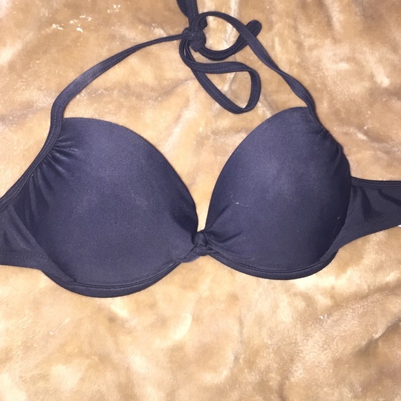 Black Push up Top