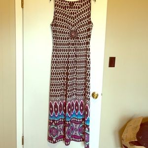 Sleeveless Maxi Dress!