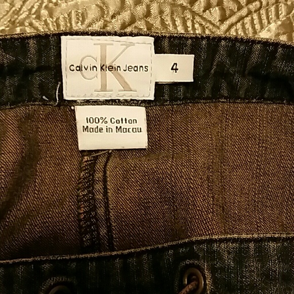 Calvin Klein skirt - Picture 4 of 4