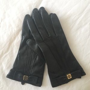 Tory Burch Leather Gloves