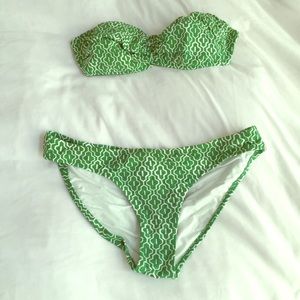 Green and white mosaic bikini set