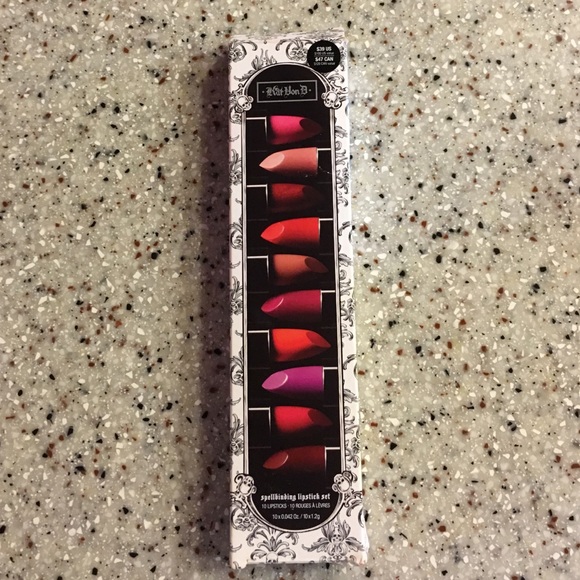 Kay Von d lipstick set
