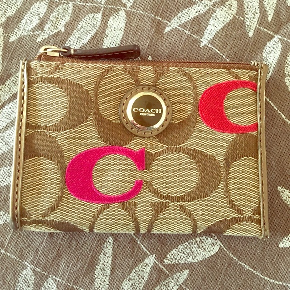 Coach coin wallet