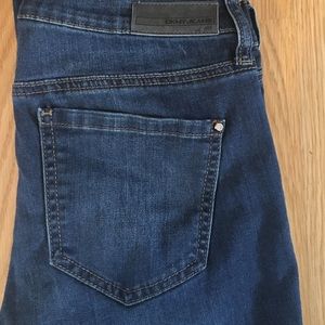 Size 2 DKNY jeans
