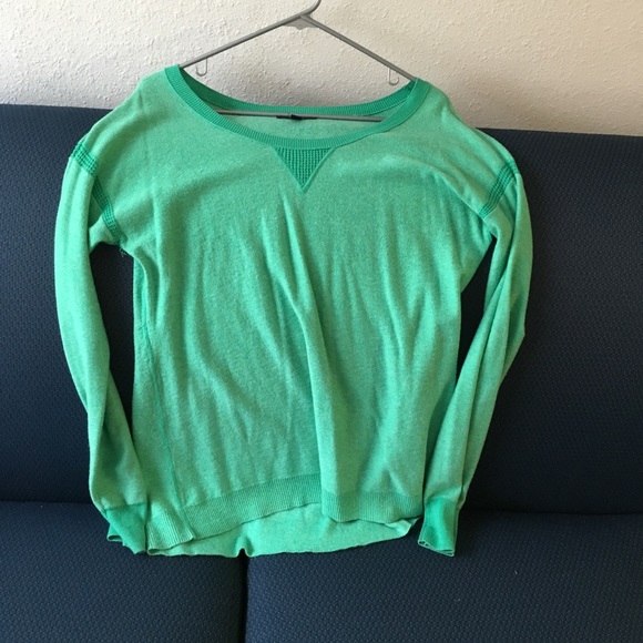 American Eagle long sleeve crew neck sweater