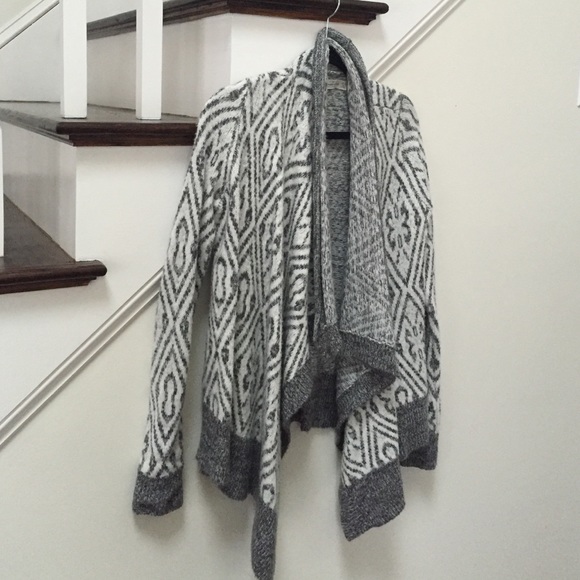Abercrombie & Fitch Waterfall Cardigan Size XS/S