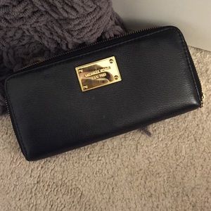 Michael Kors wallet
