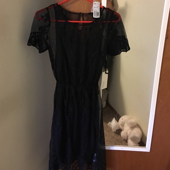 Black lace dress