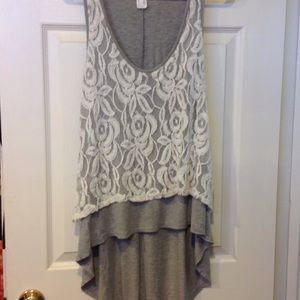 Long, laced Venus tank top