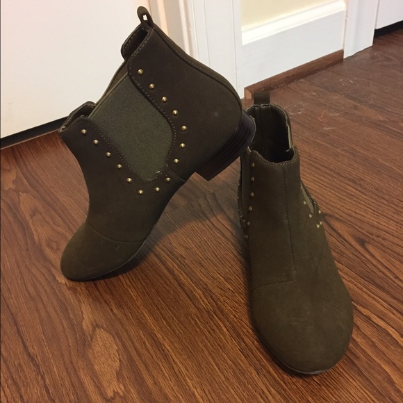 Express short boots