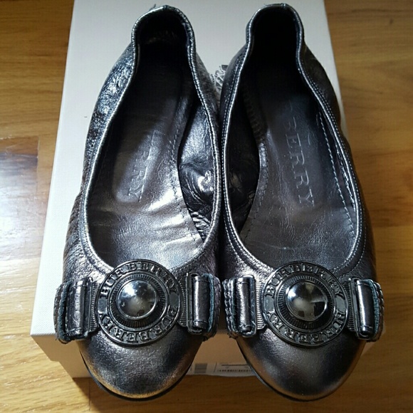 Burberry gray leather ballerina flats size 6 - Picture 3 of 4