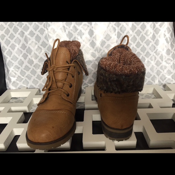 Warm cute boots❤️ - Picture 2 of 3