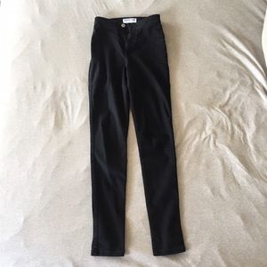 Black skinny jeans