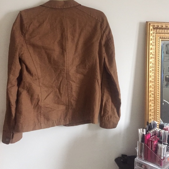 Blazer - Picture 3 of 3