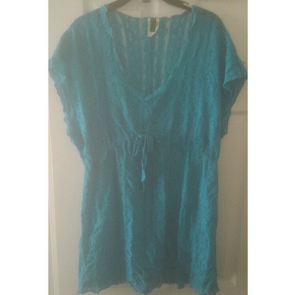 NWOT Becca Crotchet Cover-Up - Picture 2 of 2