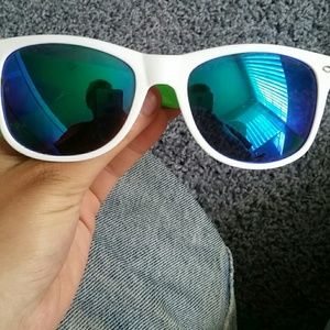 Never used sunglasses