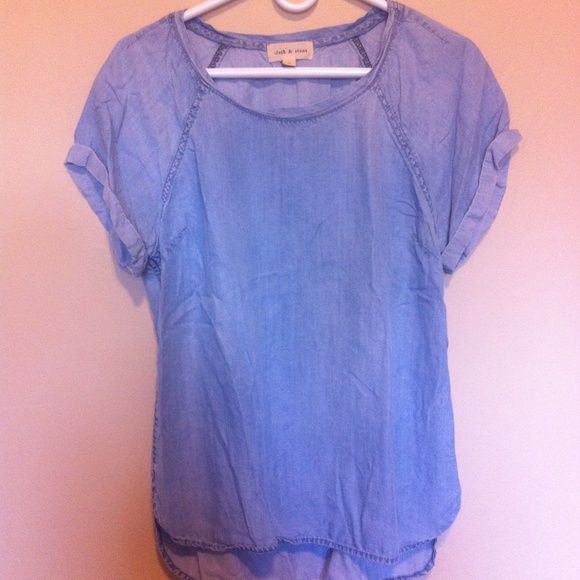 Cloth & Stone Chambray Top