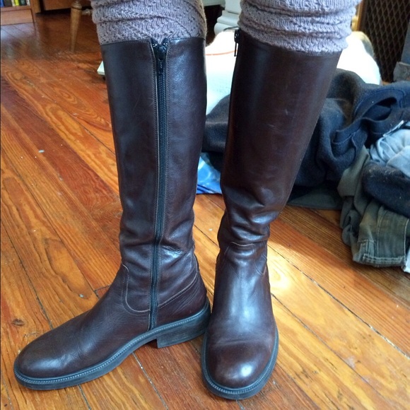do you wear socks with ugg moccasins do you wear socks with ugg moccasins