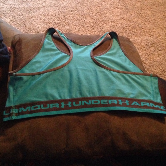 ❌SOLD❌Under Armour Sports Bra - Picture 2 of 3