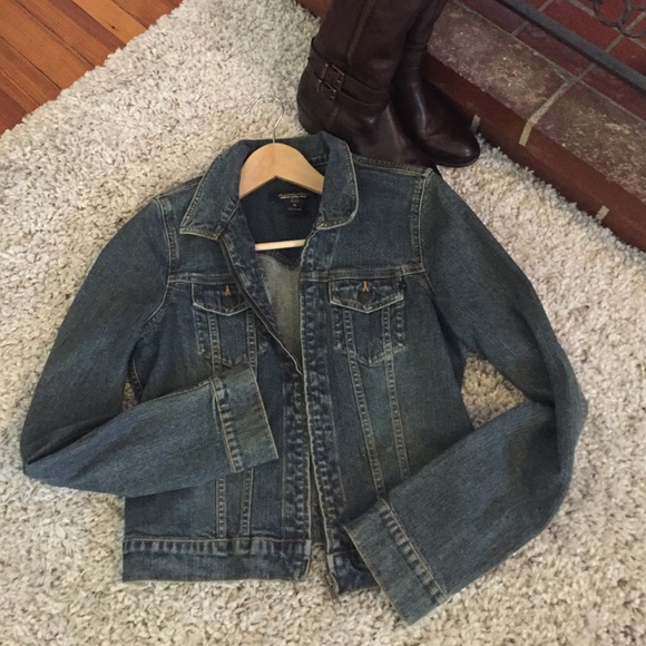 A&F Denim Jacket sz. M. Dark wash.