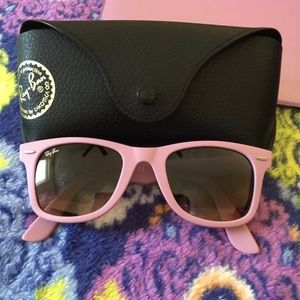 RayBan Wayfarer sunglasses