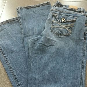 Aeropostale jeans distressed