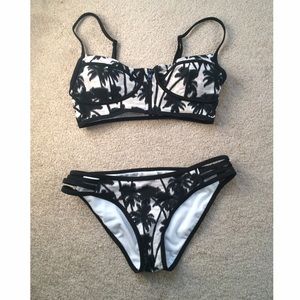 Palm Tree Bikini Top & Bottom!!