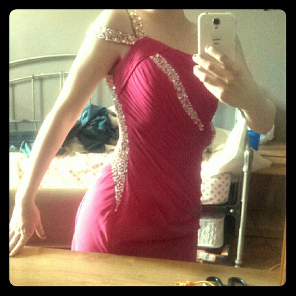 Pink jeweled prom dress - Picture 1 of 4