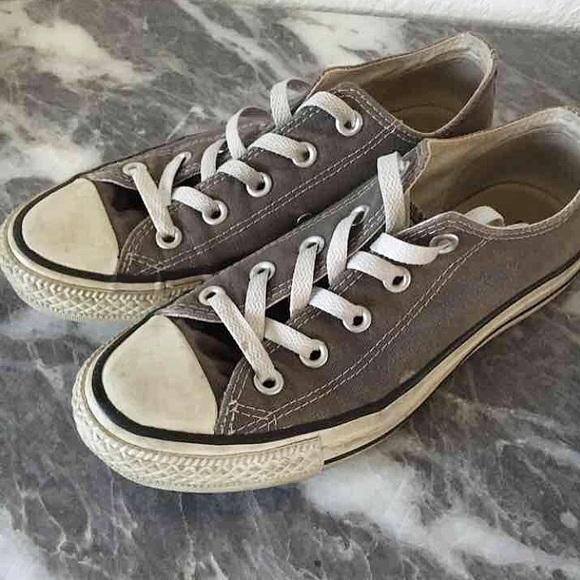 Grey converse