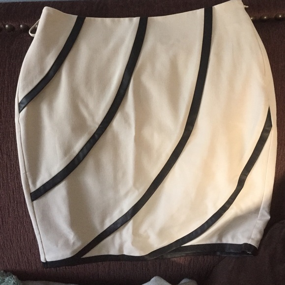 Tan mini skirt with black detailing