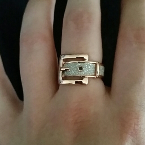 Buckle ring