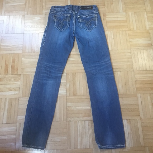 Rock Revival straight leg jeans. Size 27