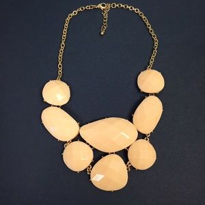 Nude/Gold necklace