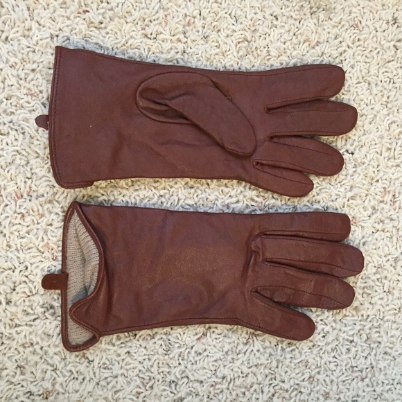 Faux leather lined gloves, sz M