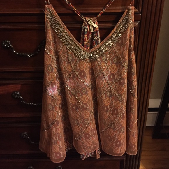 Size large gimmicks tank top